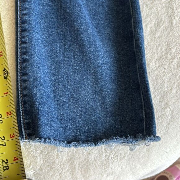 Levi’s Wedgie Straight button fly raw hem ankle dark wash, denim jeans size 30 - Picture 11 of 11